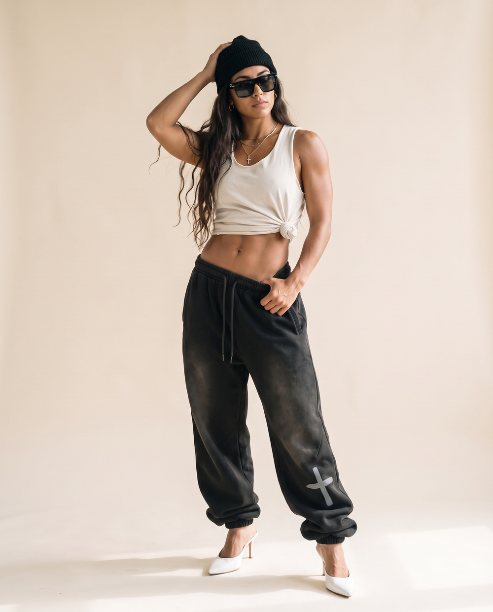 HEAVYWEIGHT SWEATPANTS · BLACK & OFF WHITE