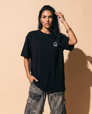 Love Never Ends tee, black, back print edition, woman, front crown thigh up