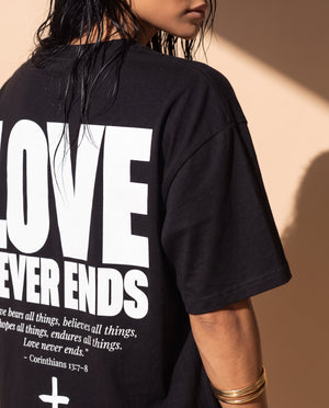 Love Never Ends tee, black, back print edition, woman, back print close up