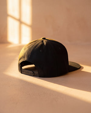 GOD · SNAPBACK CAP