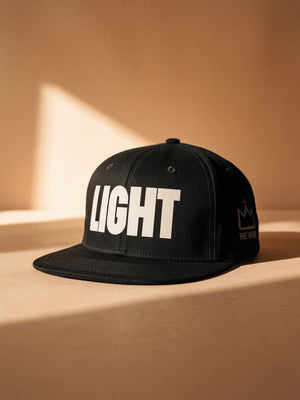 LIGHT · SNAPBACK CAP