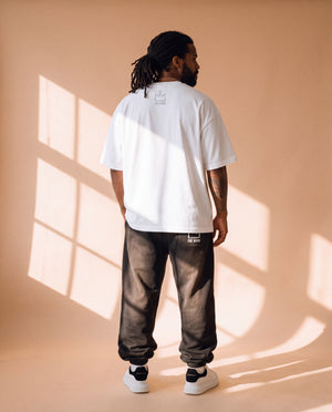 HEAVYWEIGHT SWEATPANTS · SMOKY BLACK